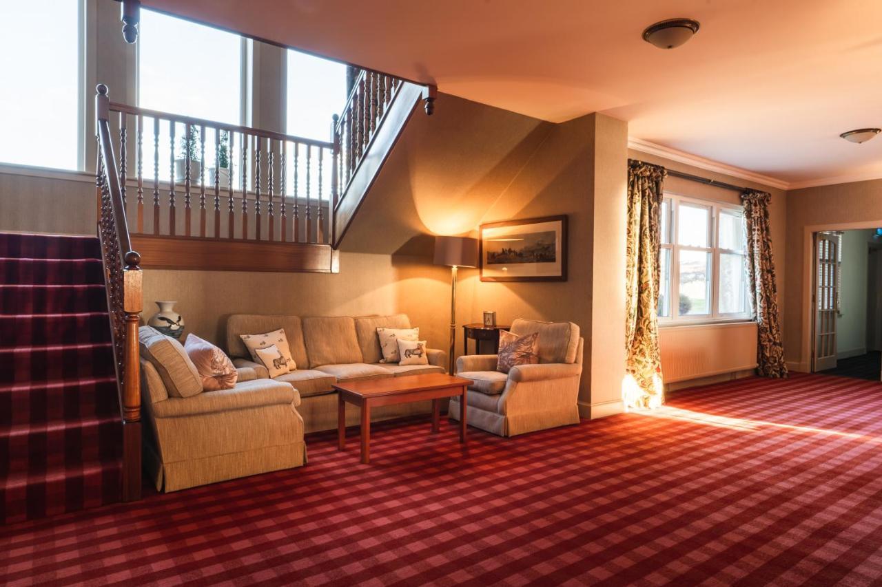 Inver Lodge Lochinver Extérieur photo