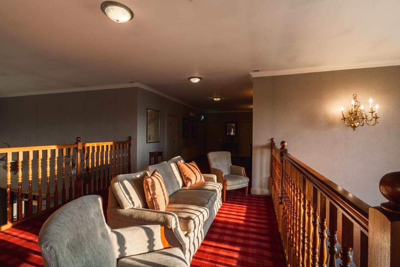 Inver Lodge Lochinver Extérieur photo