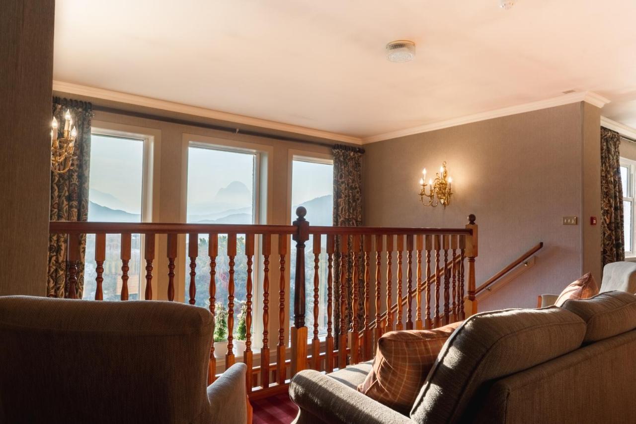 Inver Lodge Lochinver Extérieur photo